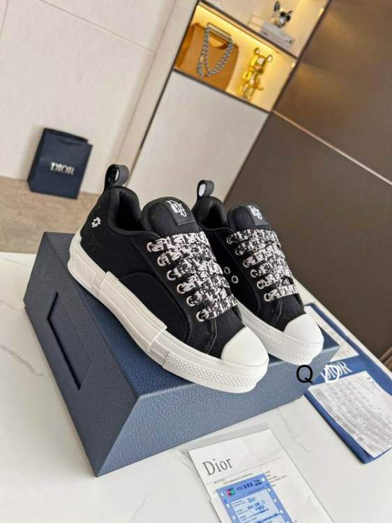 Picture of Dior Shoes _SKUDiorsz35-459CGDT06123614